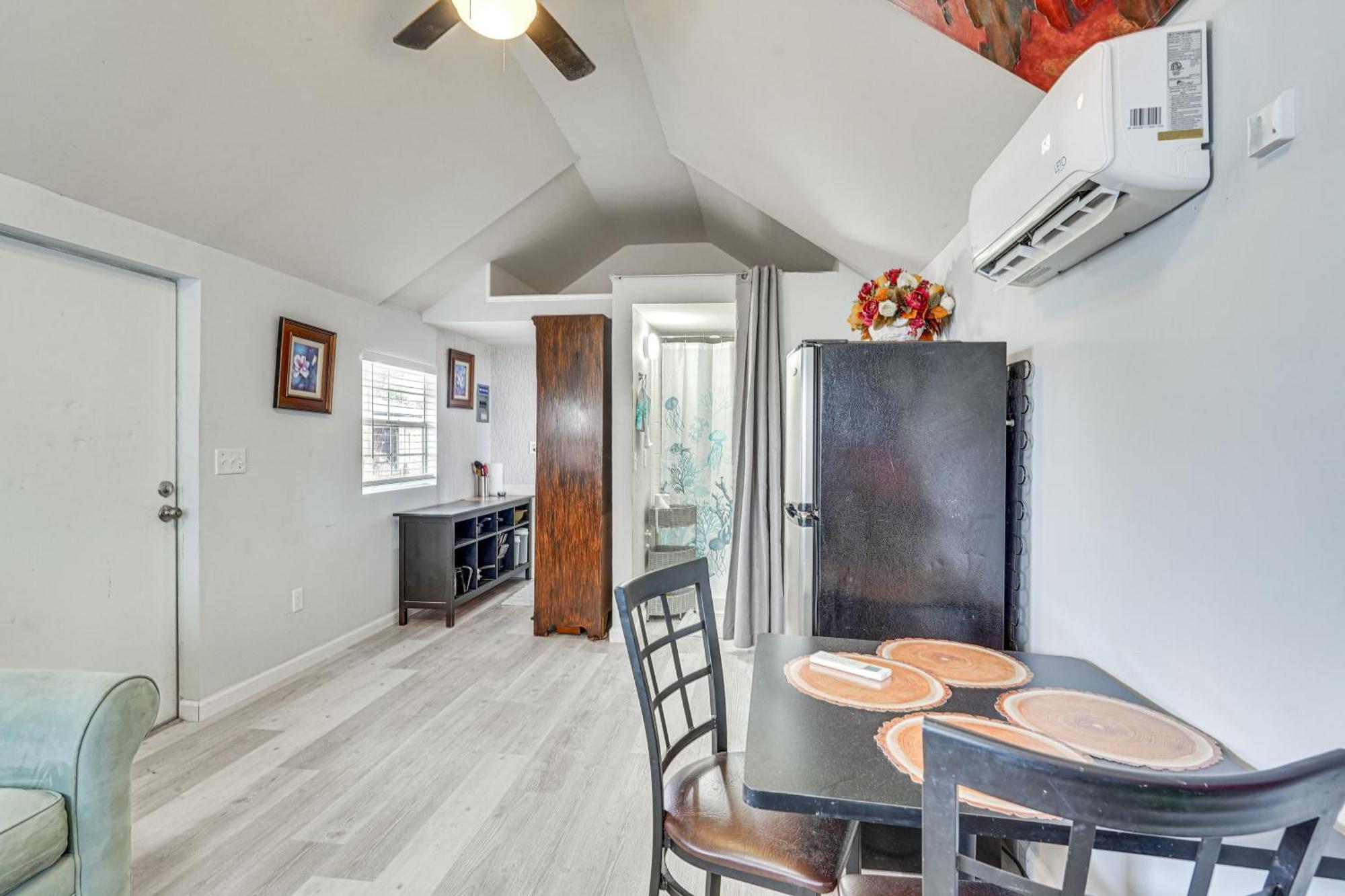 Lakefront Panama City Studio With Hot Tub Access Exterior photo
