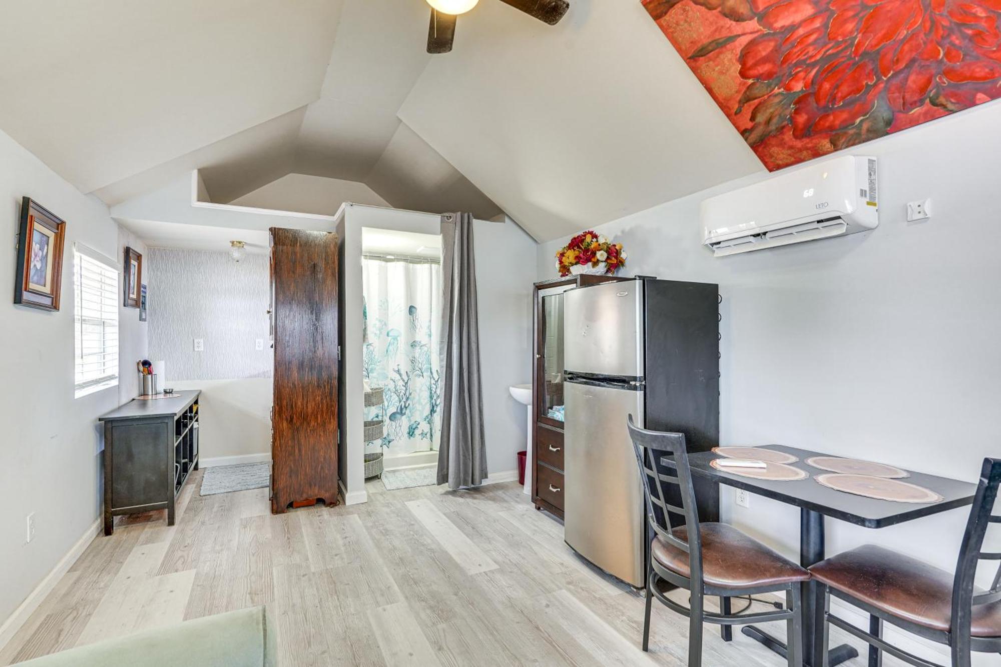 Lakefront Panama City Studio With Hot Tub Access Exterior photo